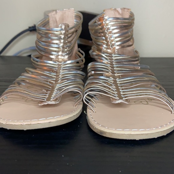 Olive & Edie, Gold Gladiator Sandals - Picture 2 of 3